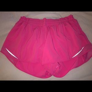 Hot pink lululemon hotty hot shorts size 14